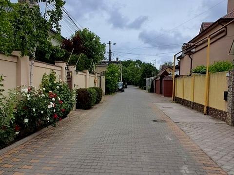 ділянка за адресою Анни Ахматової вул.