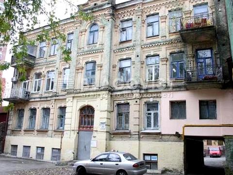 квартира за адресою Дмитрівська вул., 23-Б