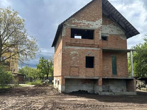 будинок за адресою с. Конопниця, Івасюка вул.