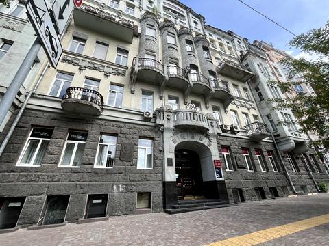 комерційна за адресою Євгена Чикаленка вул. (Пушкінська), 21