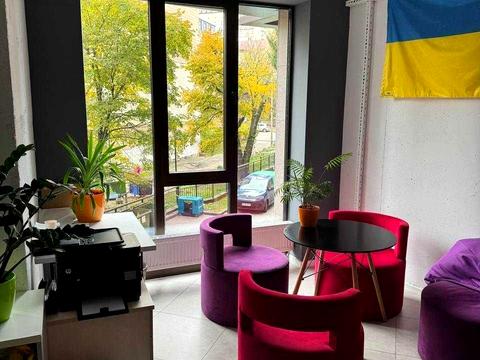 комерційна за адресою Василя Тютюнника вул. (Анрі Барбюса), 28-А
