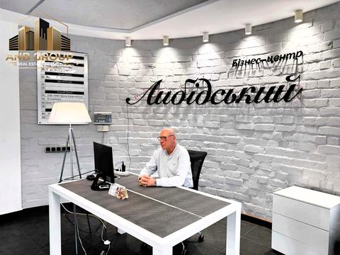 комерційна за адресою Залізничне шосе, 2а