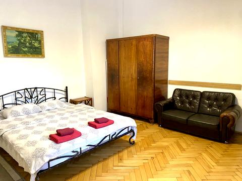 квартира за адресою Адама Міцкевича пл., 6/7