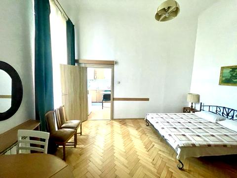 квартира за адресою Адама Міцкевича пл., 6/7