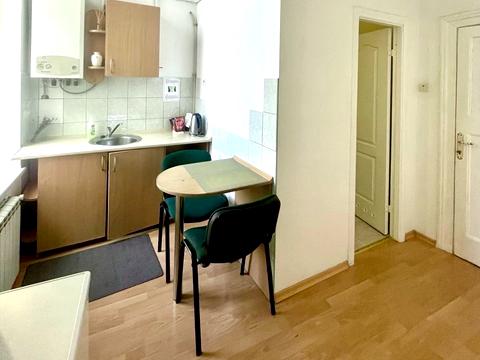 квартира за адресою Адама Міцкевича пл., 6/7