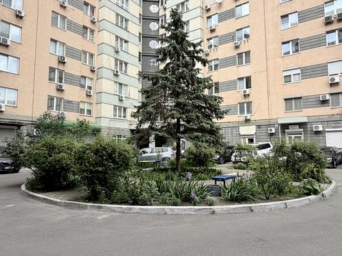 квартира за адресою Раїси Окіпної вул., 4-А