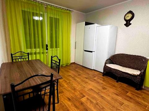 квартира за адресою Ревуцького вул., 54-Б