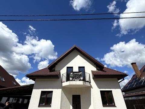 будинок за адресою Приозерна