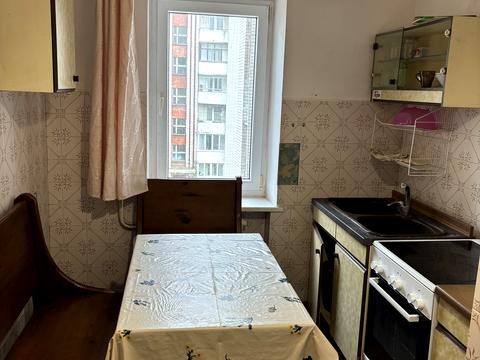квартира за адресою Варшавська вул., 64