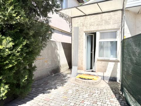 будинок за адресою Інженера Лата вул.