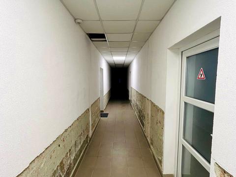комерційна за адресою Карла Мікльоша вул., 27