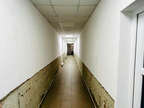 комерційна за адресою Карла Мікльоша вул., 27