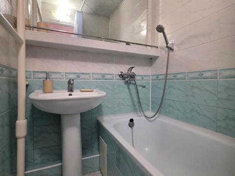 квартира за адресою Митрополита Андрея Шептицького вул. (Анатолія Луначарського), 24