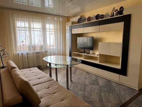 квартира по адресу Владимира Момота ул., 46