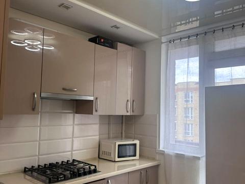 квартира за адресою Білогірська вул., 18-Е