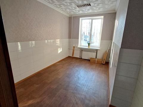 комерційна за адресою Університетський просп. (Гагаріна), 51