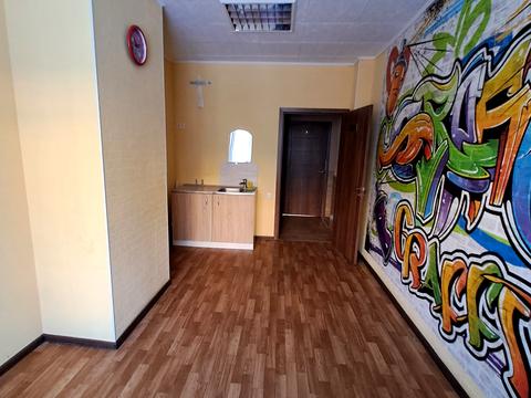 комерційна за адресою Університетський просп. (Гагаріна), 51