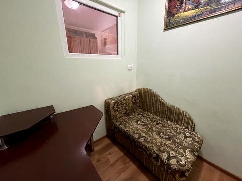 квартира за адресою Білогірська вул., 18-В