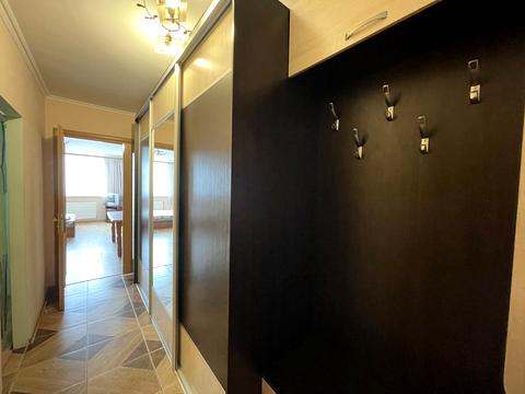 квартира за адресою Білогірська вул., 18-В