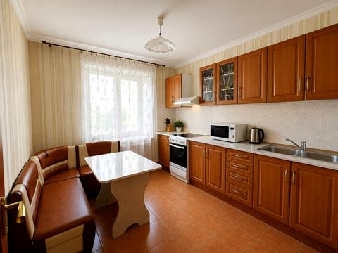квартира по адресу Азербайджанская ул. (Бакинських Комісарів), 16/2
