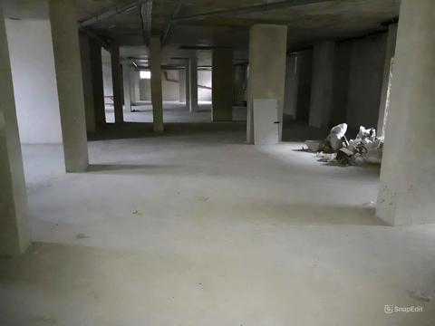 комерційна за адресою Сніжна вул., 52