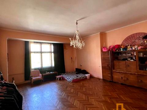 квартира за адресою Корятовича пл., 2
