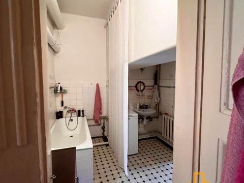 квартира за адресою Корятовича пл., 2