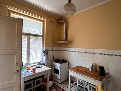 квартира за адресою Корятовича пл., 2