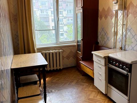 квартира по адресу Юрия Кондратюка ул. (Комунарівська), 5