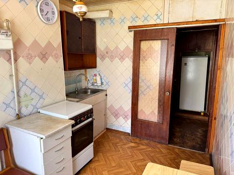 квартира за адресою Юрія Кондратюка вул. (Комунарівська), 5