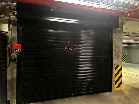 паркомісце за адресою Тараса Шевченка вул., (Будинок)