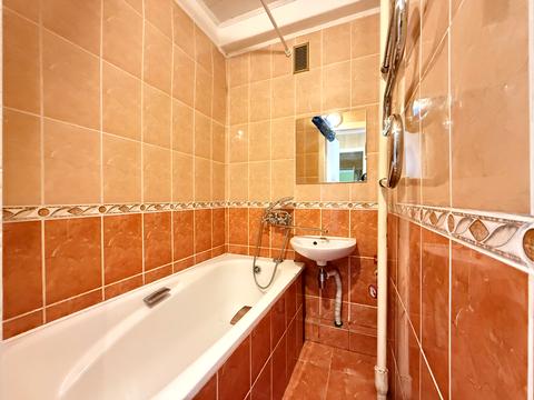 квартира за адресою Братиславська вул., 42