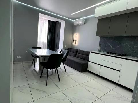 квартира за адресою смт. Слобожанське, Співдружності вул., 1