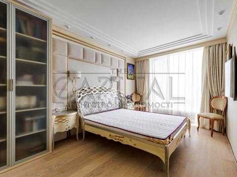 квартира по адресу Джона Маккейна ул. (Кудри Ивана), 7