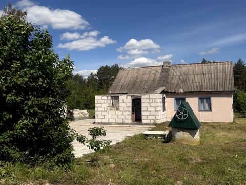 ділянка за адресою Лісова, 1