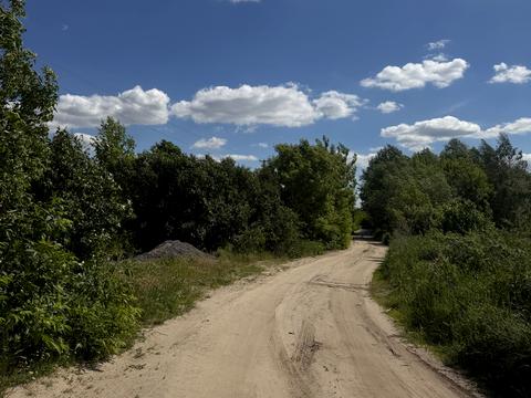 ділянка за адресою Лісова, 1