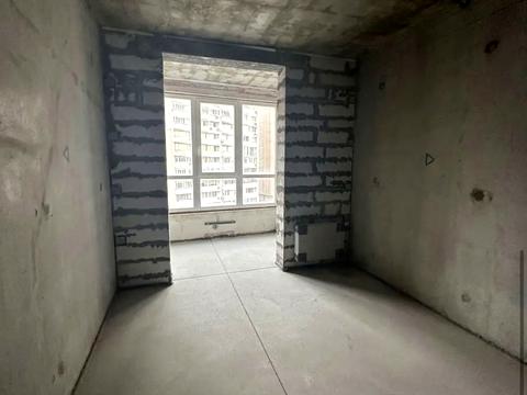 квартира за адресою Новоберегова вул., 12-А