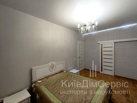 квартира за адресою Академіка Писаржевського вул., 8