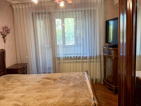 квартира за адресою Академіка Заболотного вул., 1