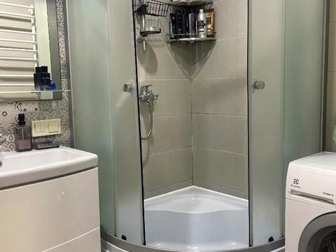 квартира за адресою Азовсталі вул., 1