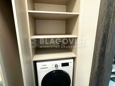 квартира за адресою Олександра Олеся вул., 17