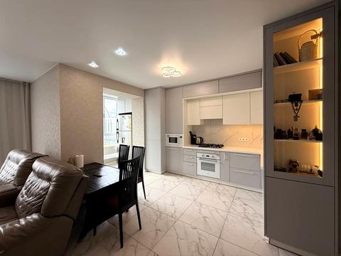 квартира за адресою Соборна вул., 126/15
