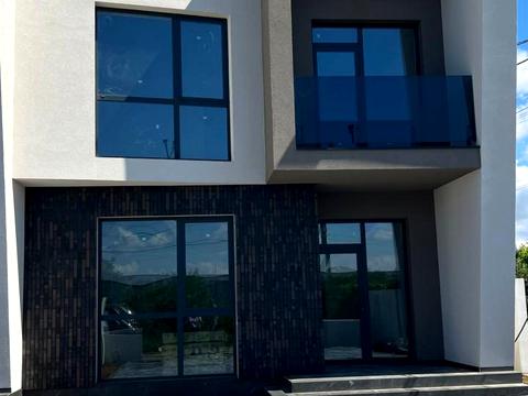 будинок за адресою с. Минай, провулок Довженка