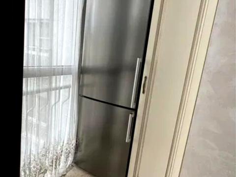 квартира за адресою Володимира Івасюка вул., 7