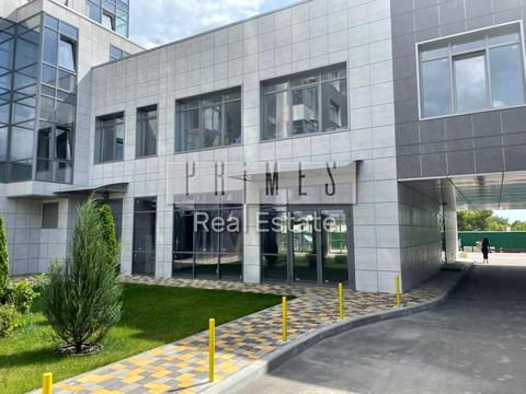 комерційна за адресою Трускавецька вул., 10-Г