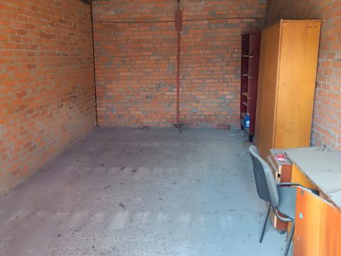 паркомісце за адресою Братиславська вул., 52А