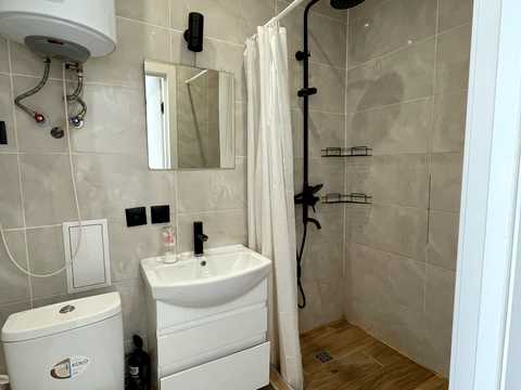 квартира за адресою Затишна вул., 21
