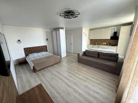 квартира за адресою Роксолани вул., 16