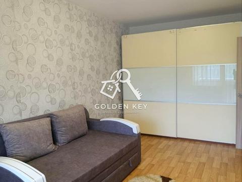 квартира за адресою Гірницький мікрорайон  (5-й мікрорайон), 42