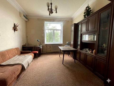 квартира за адресою Академіка Чекмарьова вул., 7
